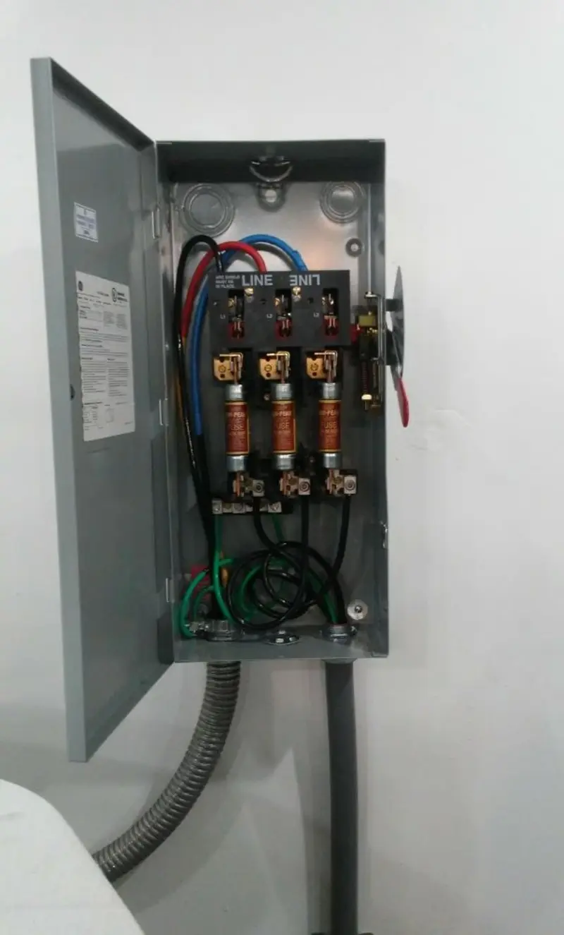 Three-phase disconnect switch installed for Electrical Wiring & Rewiring in Campbell